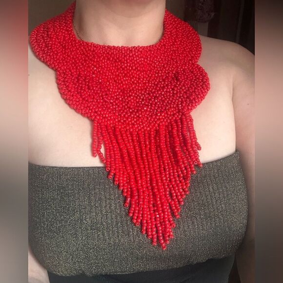 Bold Red Beaded Statement Necklace – Glamorous & Unforgettable - Picture 3 of 17